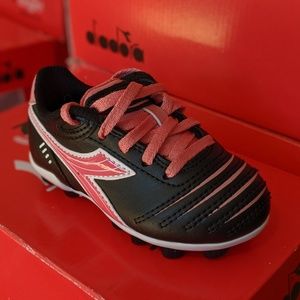 Pink and Black Kid's cleats - soccer shoes